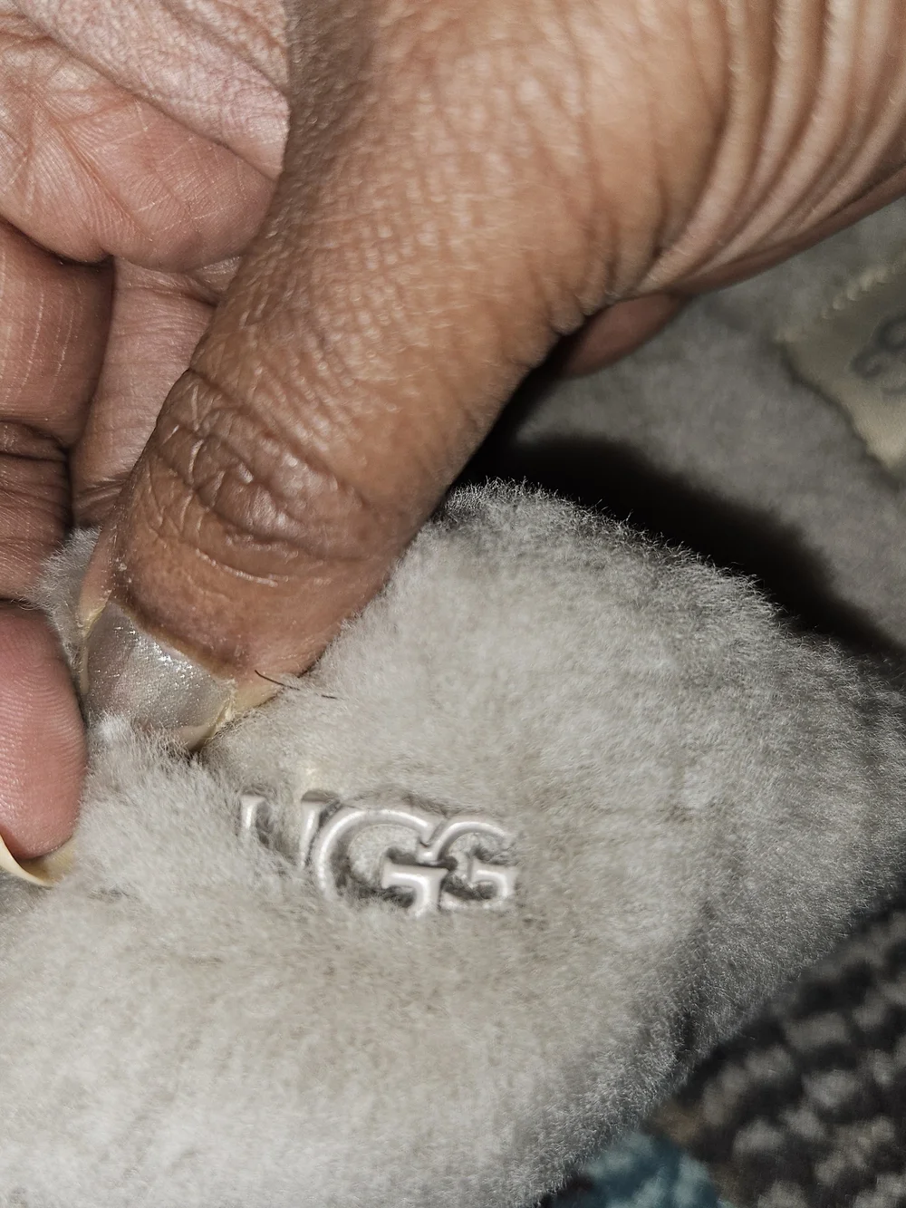 UGG Fuzzie Lamb Slides in Light Gray - Size 9 - Picture 3 of 6